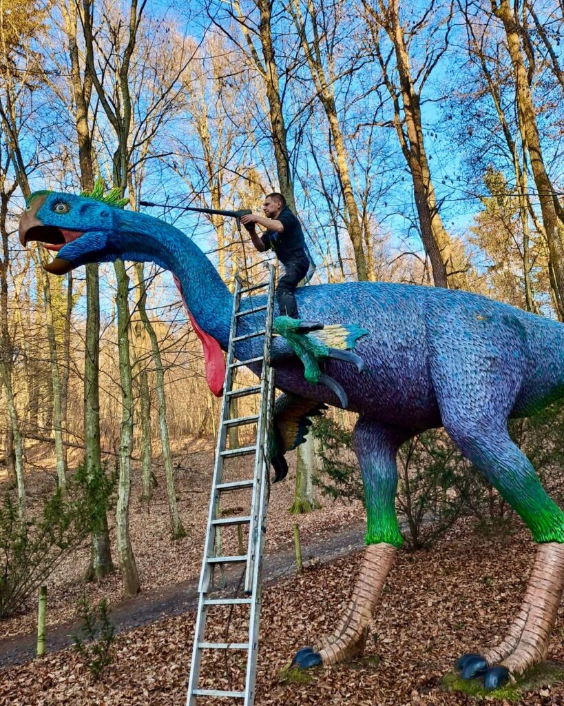 Entstehung er Beton-Dinosaurier im Styrassic Park