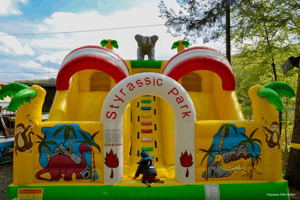 Bild von Hupfburg im Styrassic Park