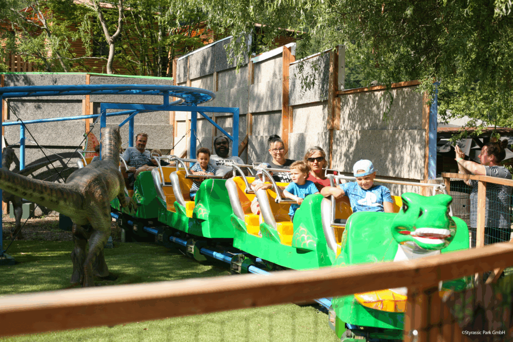 Bild vom Roller Coaster im Styrassic Park