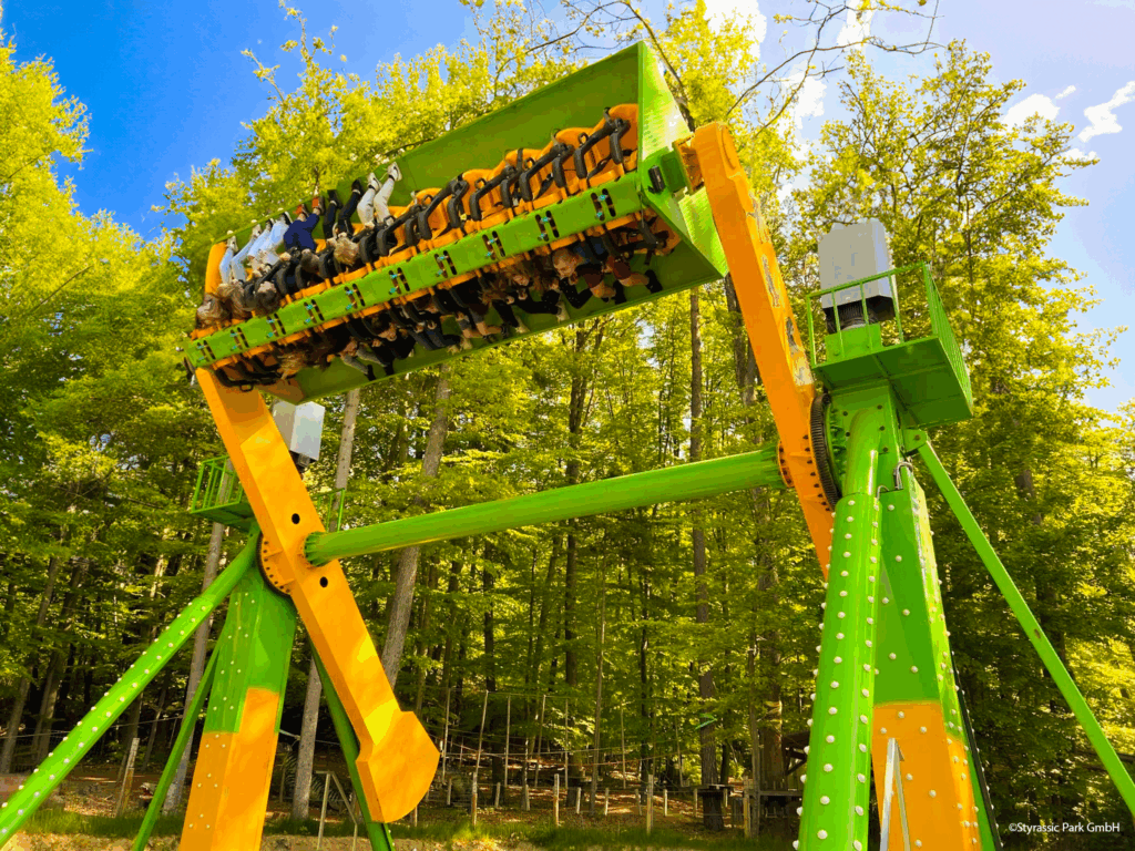 Bild von Top Spin Ride Fahrgeschäft im Styrassic Park
